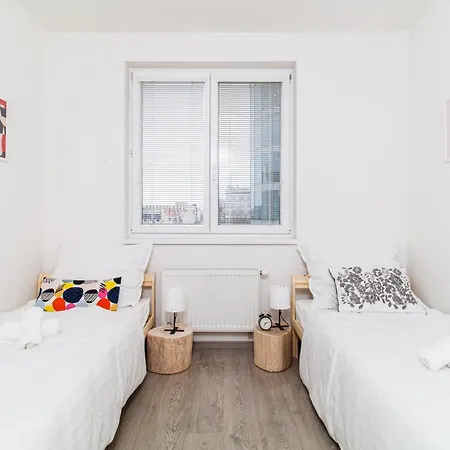 Karolina Apartment - 4Kk, Garden Terrace, Free Parking Ostrawa Zewnętrze zdjęcie