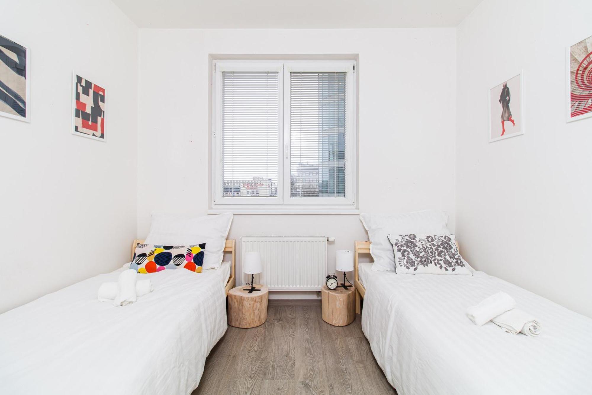 Karolina - 4kk, Garden Terrace, Free Parking Apartment *